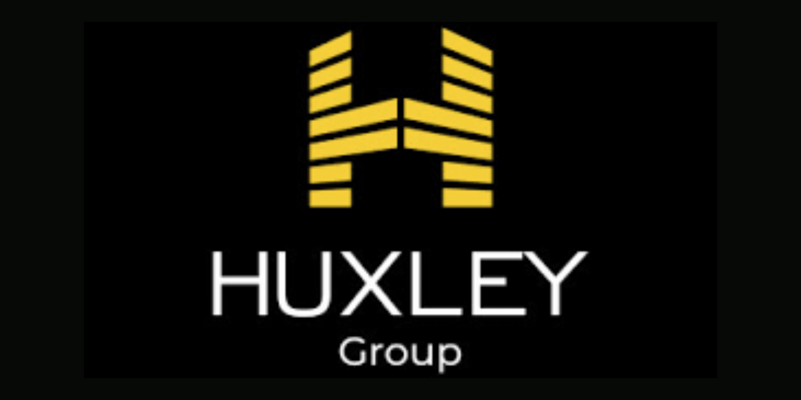 Beige Feminine and Beauty Fashion Boutique Logo (Banner (Landscape)) (12)